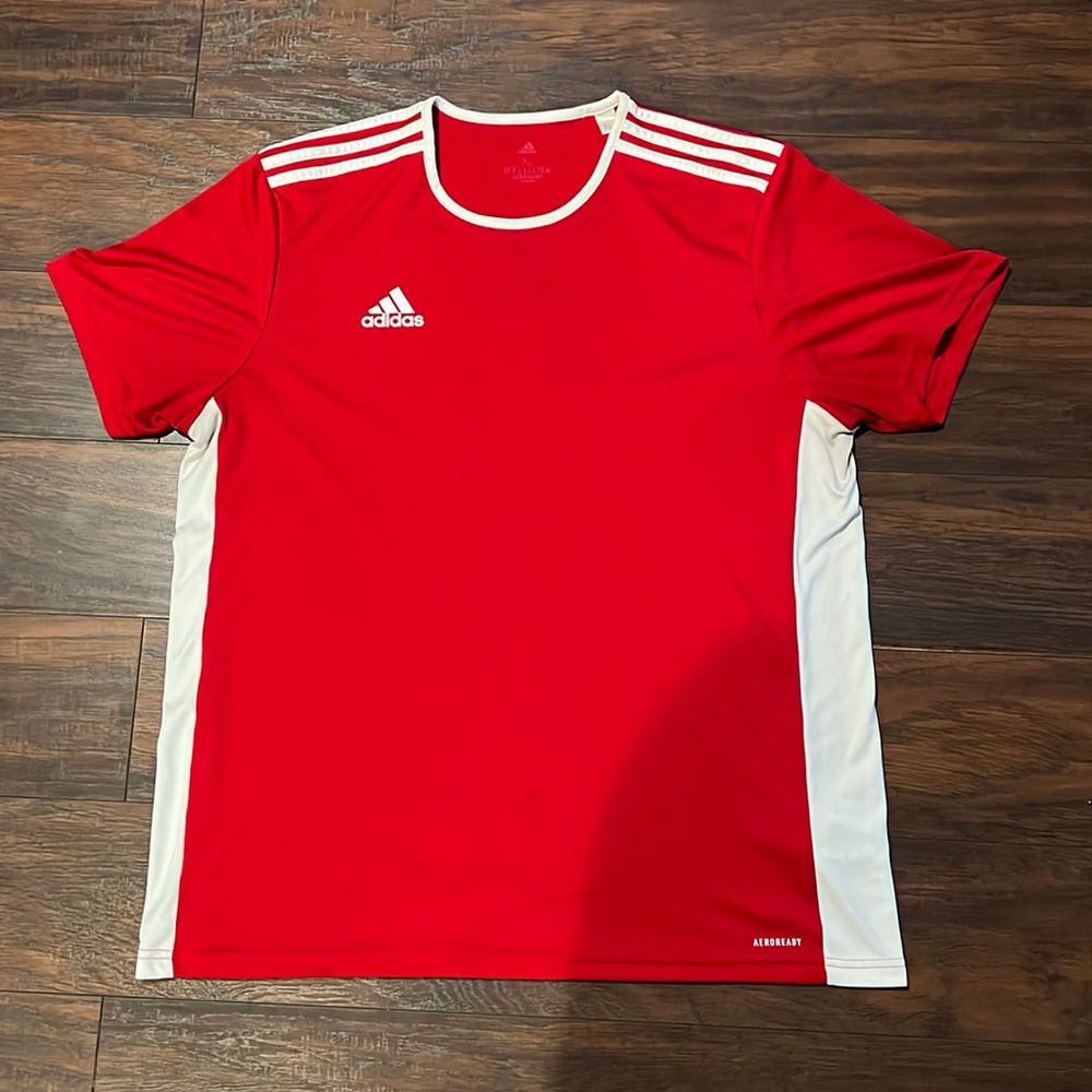 AeroReady Adidas stripped T ❌ SOLD ❌